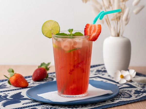 DelphiCafe_StrawberryMojito_Subham